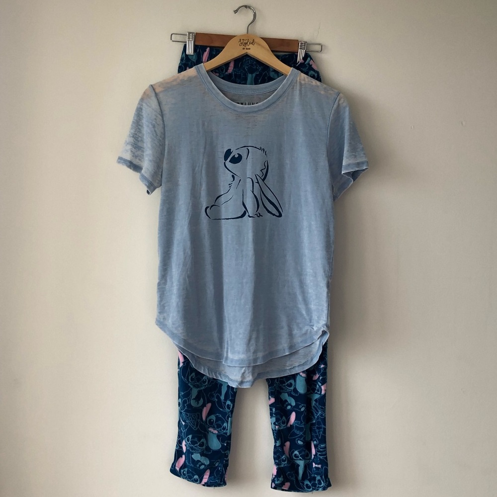 Disney Lilo and Stitch womens pajama set, L